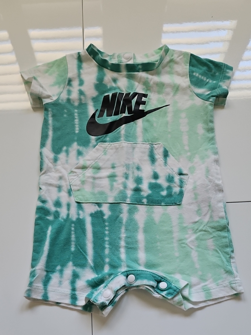 Nike Green and White Tie-Dye Baby One-Piece Romper 3m